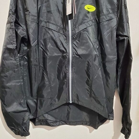 NIKE WOMEN SZ SMALL ICON CLASH WATER REPELLENT RUNNING JACKET BLACK NWT - Picture 3 of 11